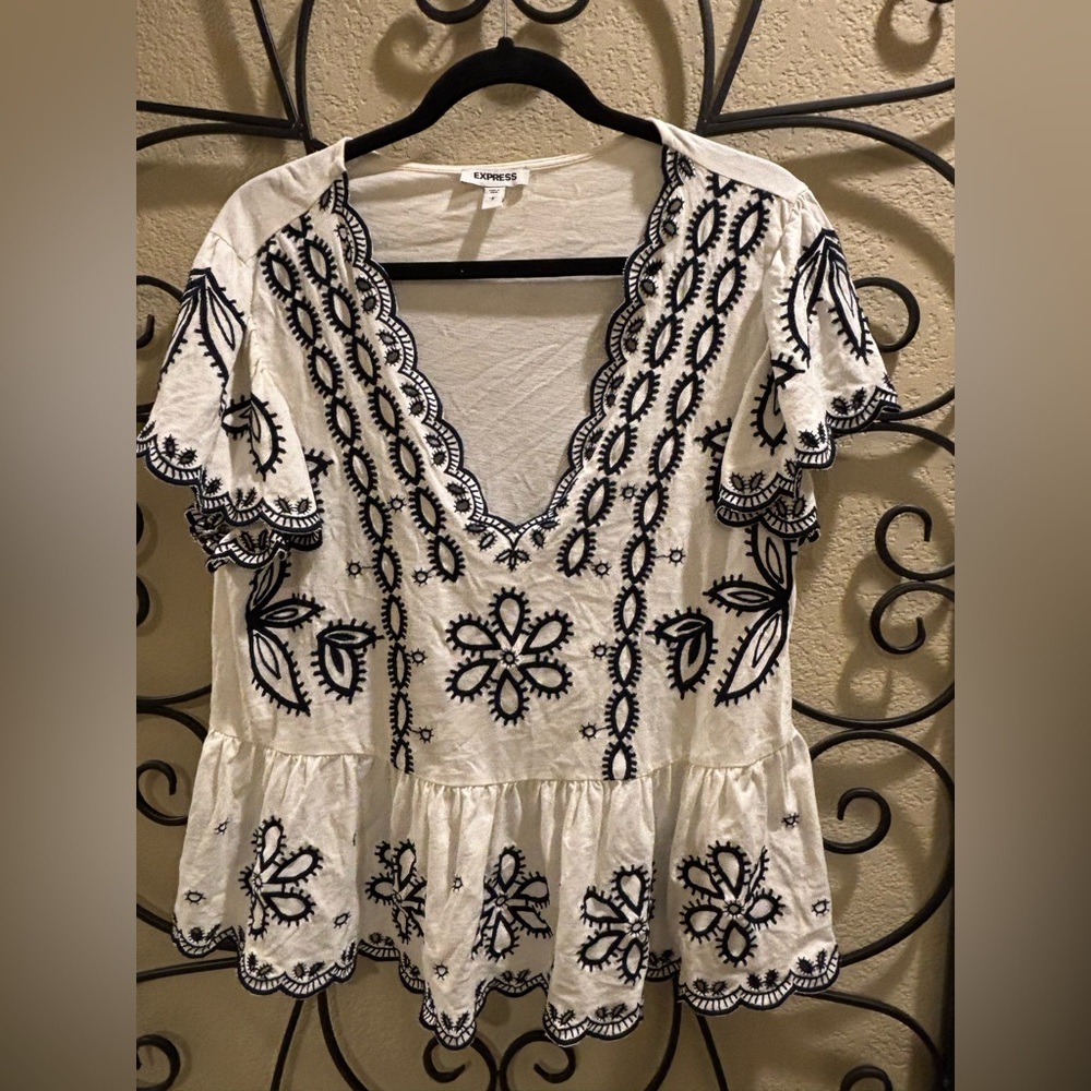Express Women's Cream and Navy Embroidered Blouse
